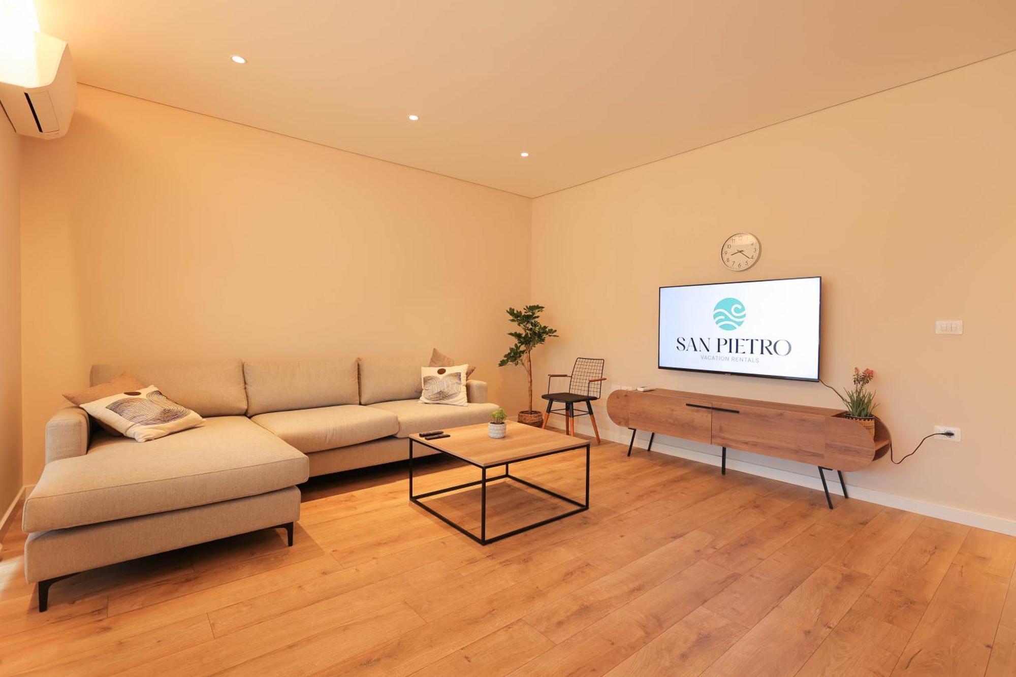 Sanpietro Vacation Rentals Plazhi San Pietro Esterno foto