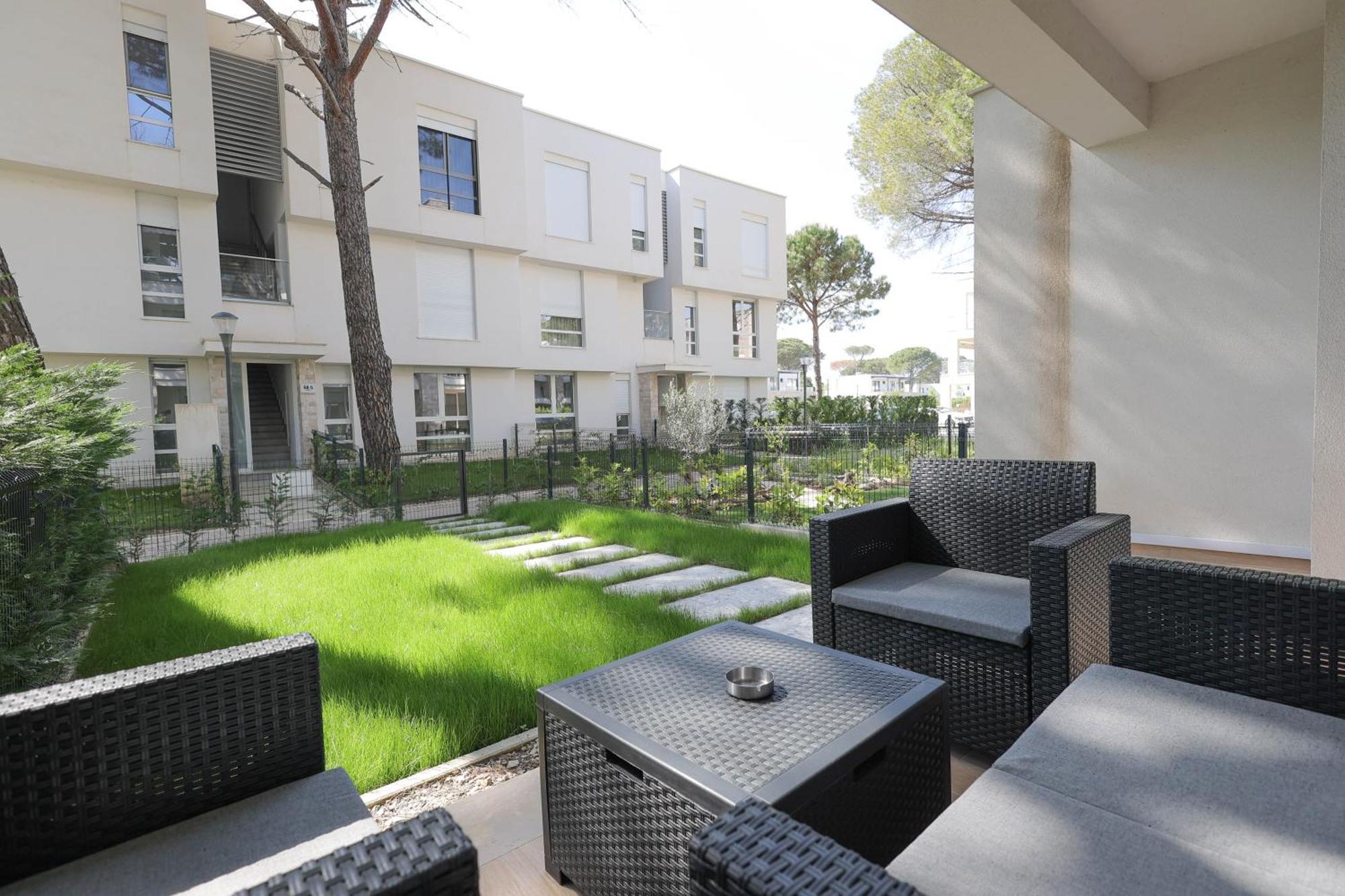 Sanpietro Vacation Rentals Plazhi San Pietro Esterno foto