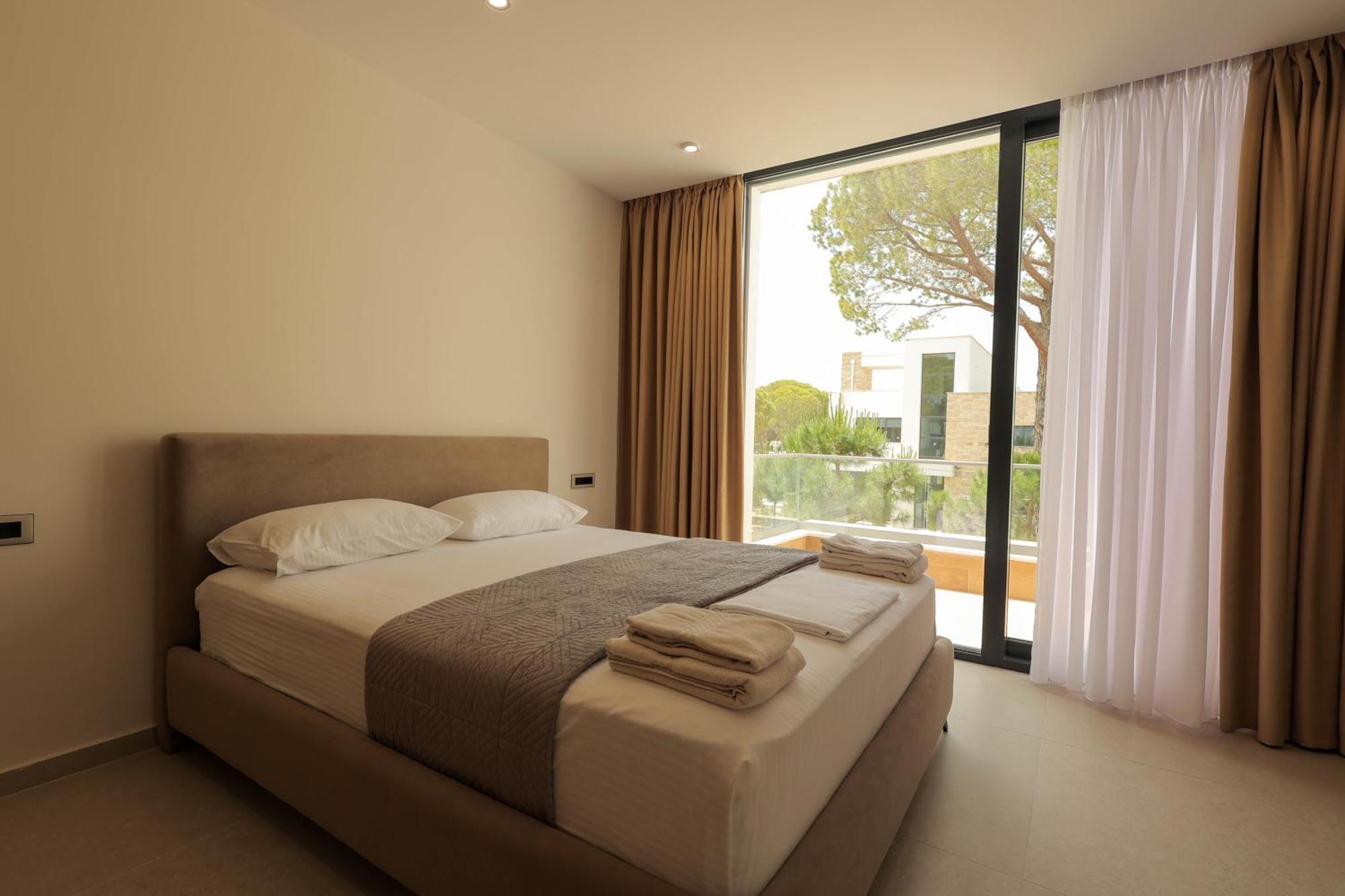 Sanpietro Vacation Rentals Plazhi San Pietro Esterno foto